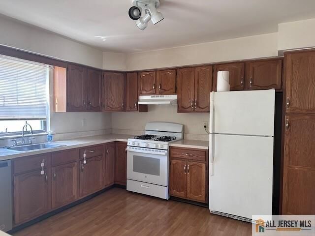 Property Photo:  3304 Stonehedge Road  NJ 08820 