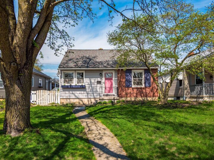 Property Photo:  620 E Royal Forest Boulevard  OH 43214 