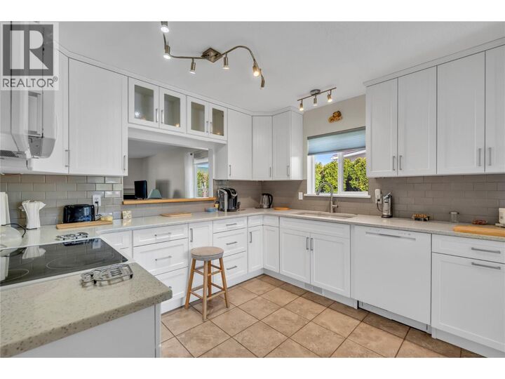 Property Photo: 11121 Scott Street 15 BC V0H 1Z0