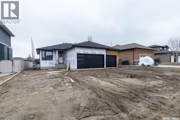 Property Photo: 74 Emerald Ridge E SK S4L 0A8