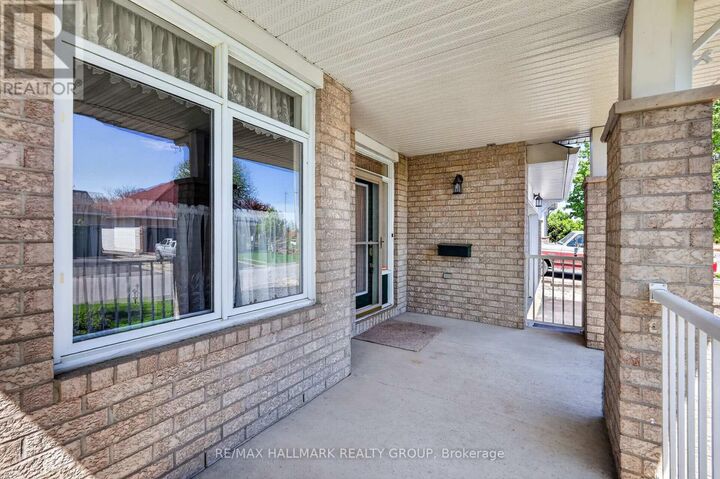 Property Photo:  853 Swallowtail Crescent  ON K4A 4M5 