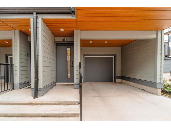 Property Photo: 30530 Cardinal Avenue 108 BC N0N 0N0