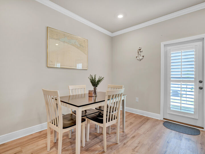 Property Photo:  21 Redbird Loop  FL 32541 