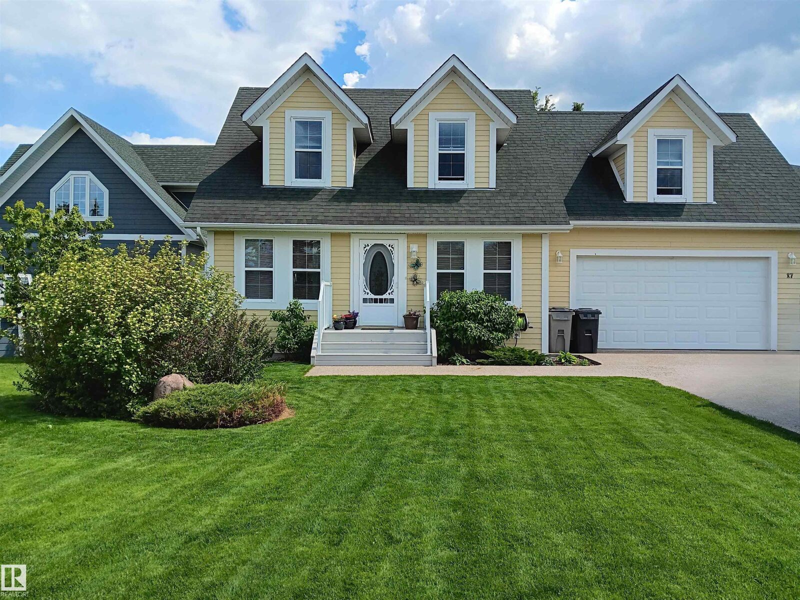 Property Photo: 17 Sunset Harbour AB T0C 2V0