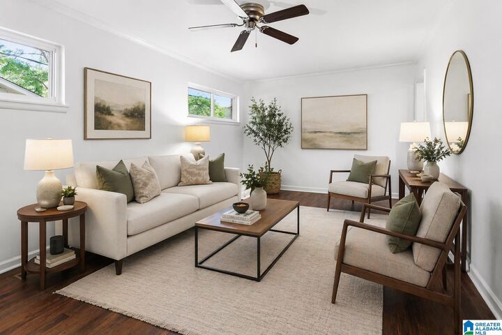Property Photo: 545 Edgecrest Drive AL 35209