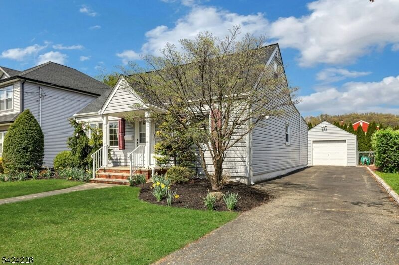 Property Photo: 16 Maple Hill Rd NJ 07013