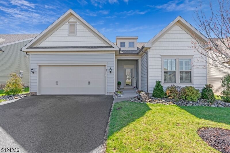 Property Photo:  31 Tate Road  NJ 08822 