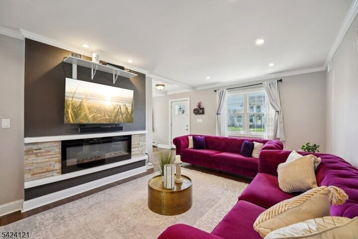 Property Photo:  525 Ramapo Ave  NJ 07442 