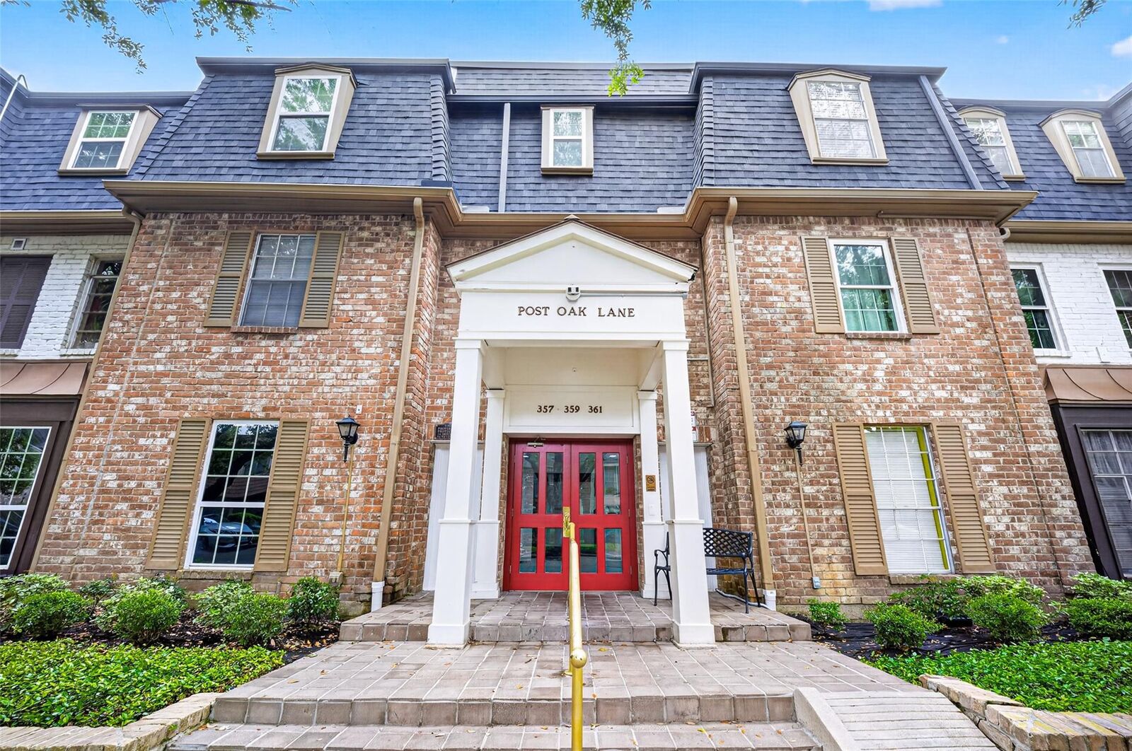 Property Photo:  361 N Post Oak Lane 138  TX 77024 