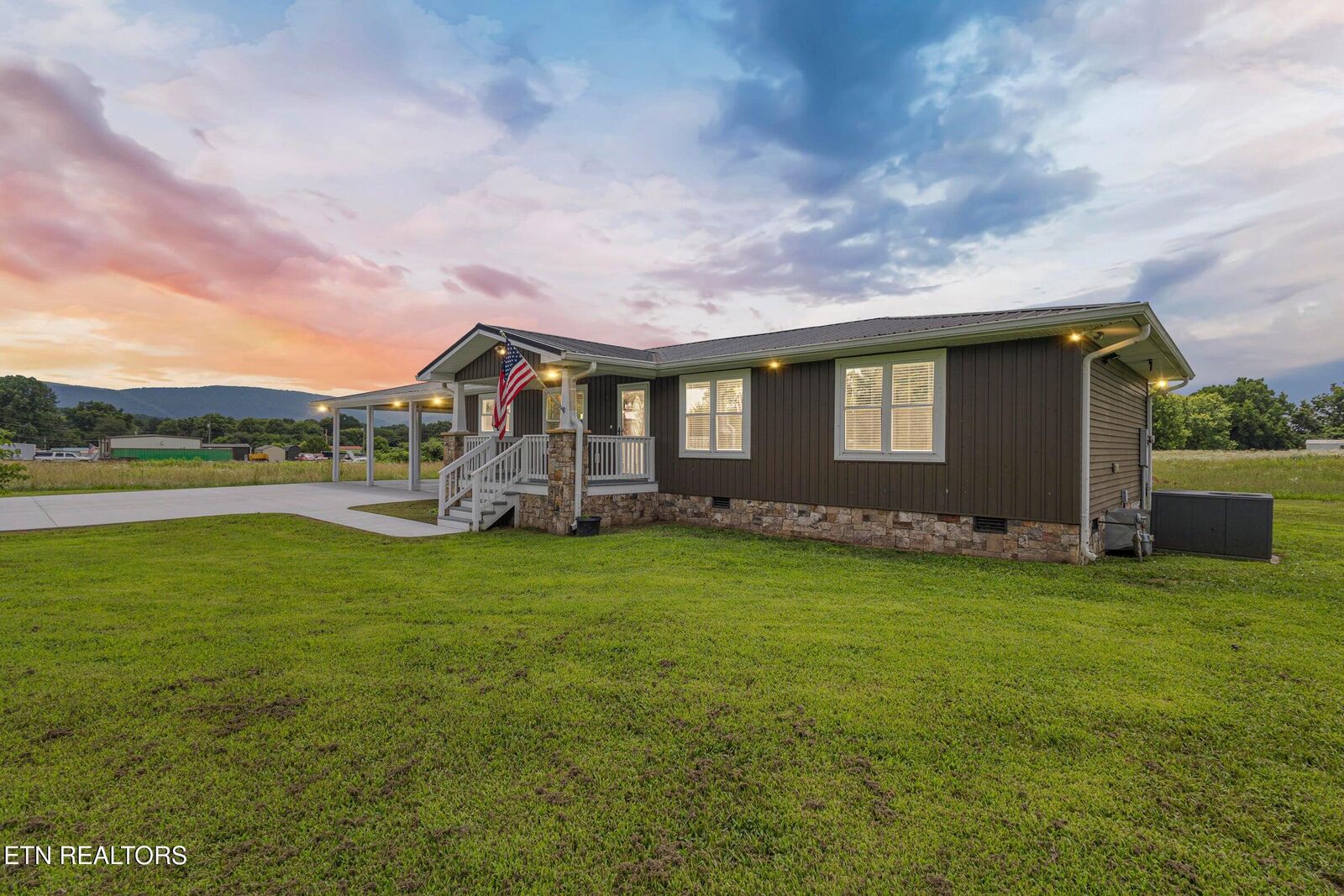 Property Photo:  191 Mahoney Rd  TN 37327 