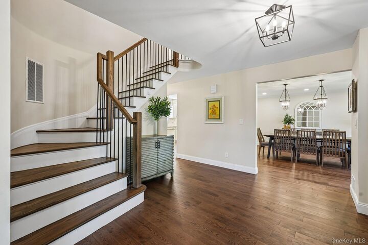 Property Photo:  10 Berkshire Drive  NY 10956 