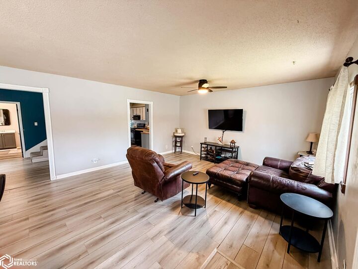 Property Photo:  1809 Racine Avenue  IA 52601 