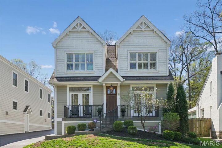 Property Photo:  34 Burroughs Lane  MO 63124 