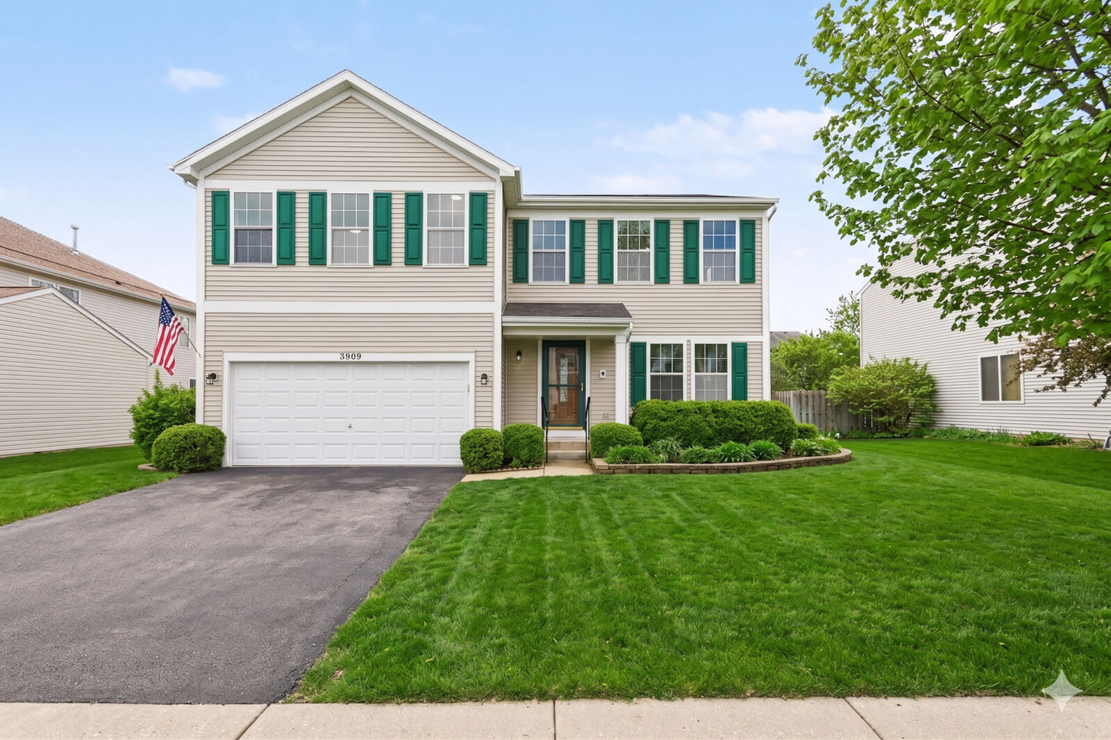 Property Photo:  3909 Sedge Street  IL 60099 
