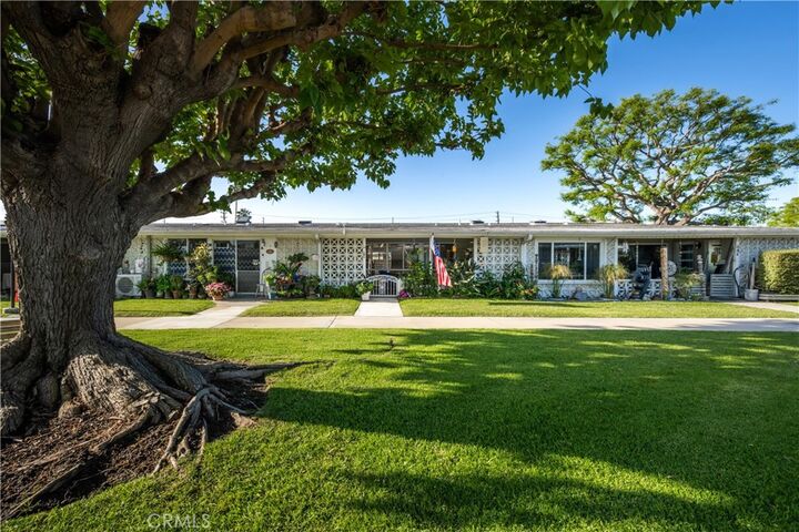 Property Photo:  13961 El Dorado 64H  CA 90740 