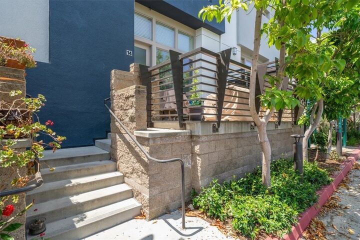 Property Photo:  5405 W 149th Place 14  CA 90250 