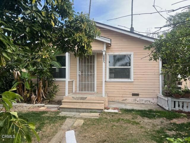 Property Photo:  544 Saratoga Street  CA 93015 