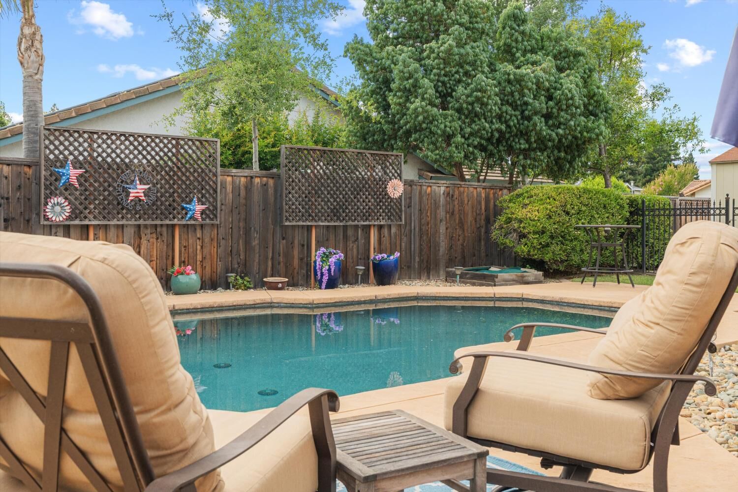 Property Photo: 8904 Royal Gate Way CA 95624