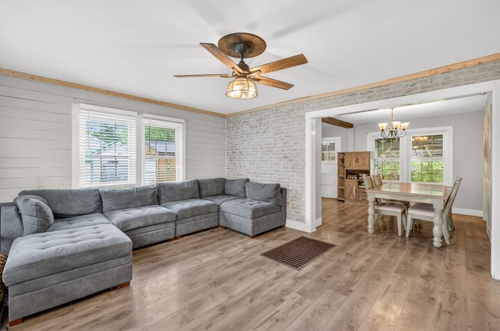 Property Photo:  715 Madison St  TN 37355 