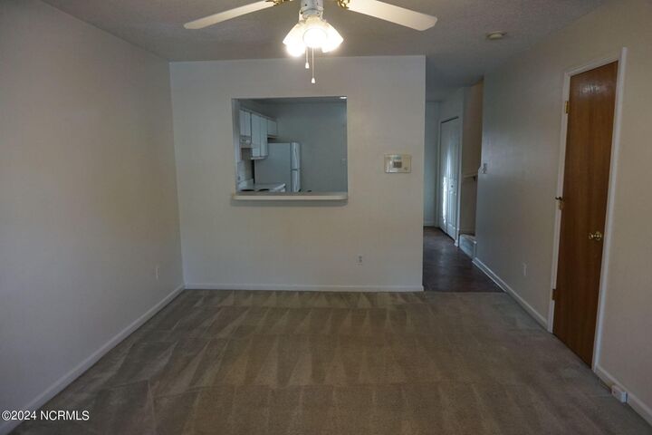 Property Photo:  404 Meadowbrook Lane  NC 28546 