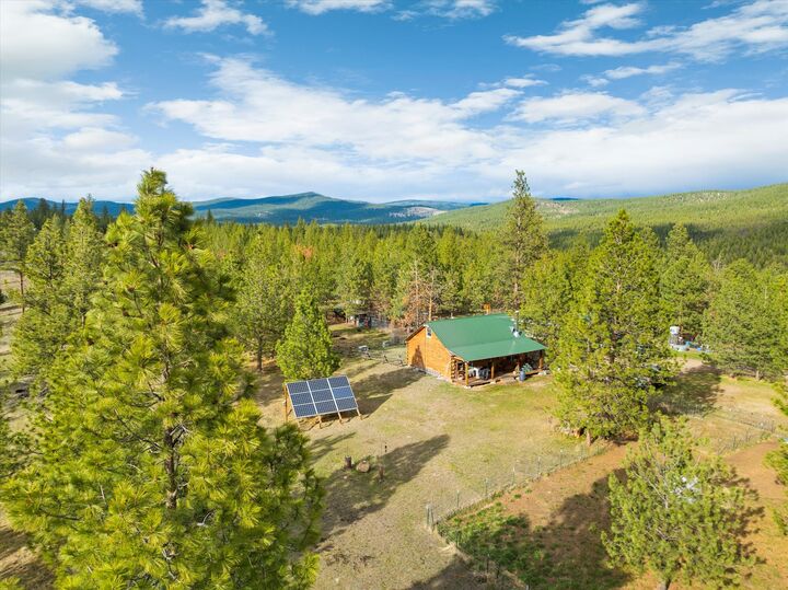 Property Photo:  4090 Hubbart Dam Road  MT 59925 