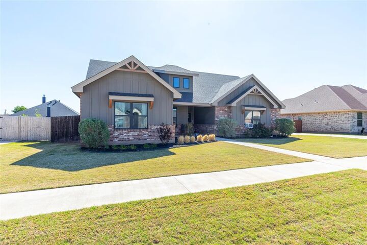 Property Photo:  6817 Red Yucca Road  TX 79606 