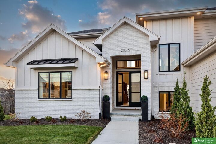 Property Photo:  21016 C Street  NE 68022 