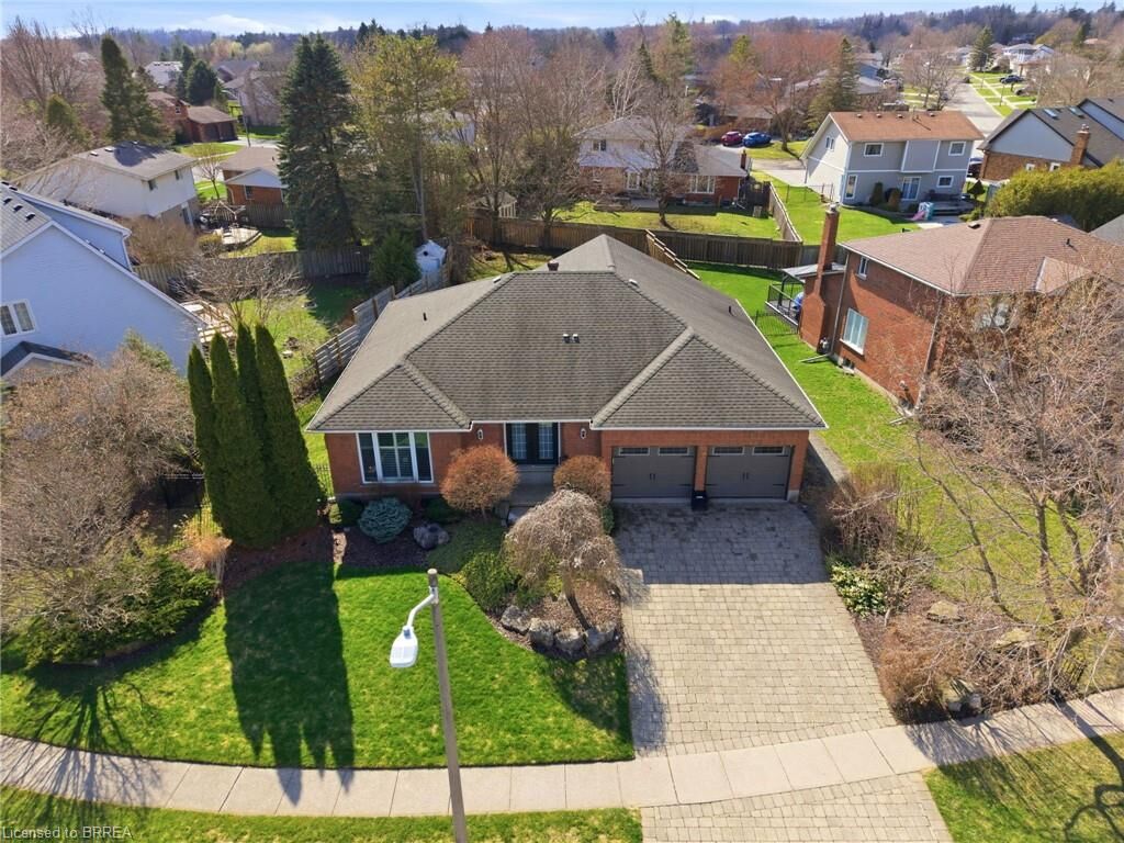 Property Photo:  46 Victor Boulevard  ON N0E 1N0 
