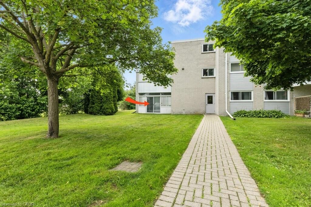 Property Photo: 80 Breckenridge Drive 110 ON N2B 2N9