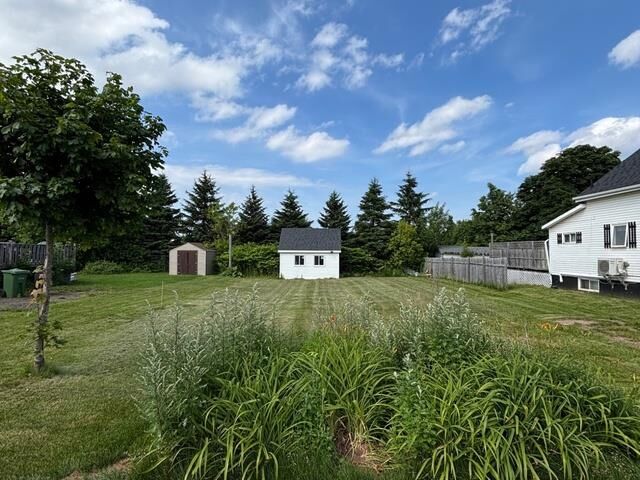 119 Ottawa Street — photo 1