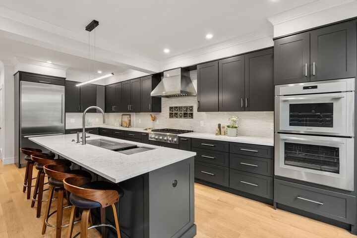 Property Photo:  117 High St  MA 02129 