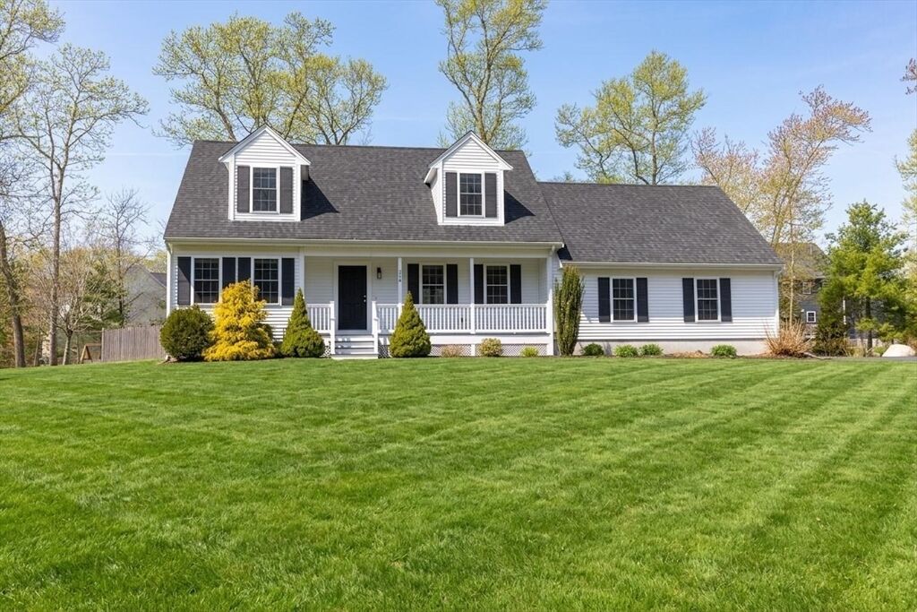 Property Photo: 214 Steere St MA 02703