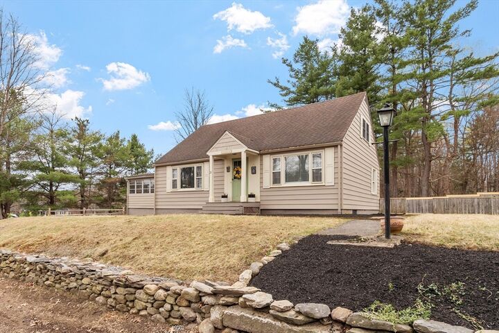 Property Photo:  21 Beal St  MA 01462 