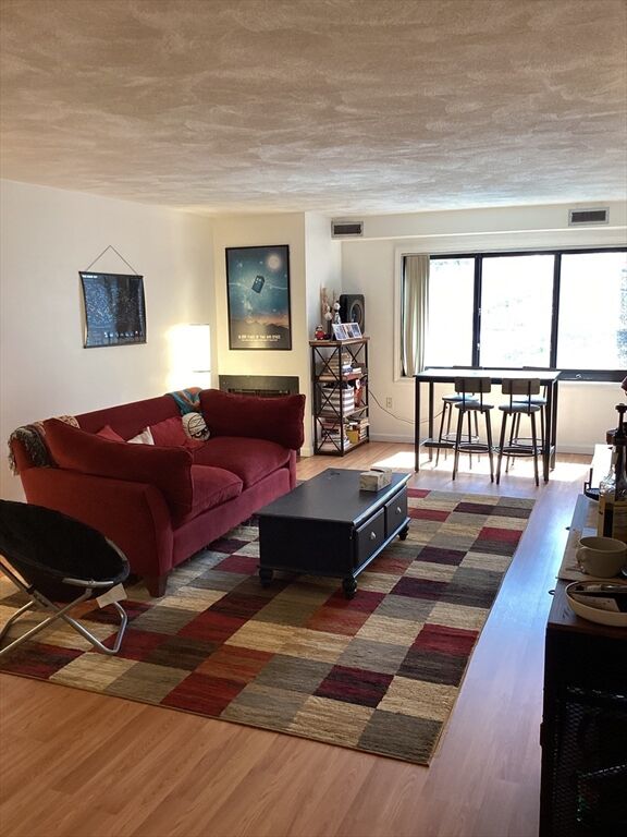 Property Photo:  2130 Massachusetts Ave 3D  MA 02140 