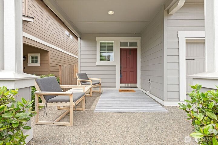 Property Photo:  1210  29th Street NW  WA 98371 
