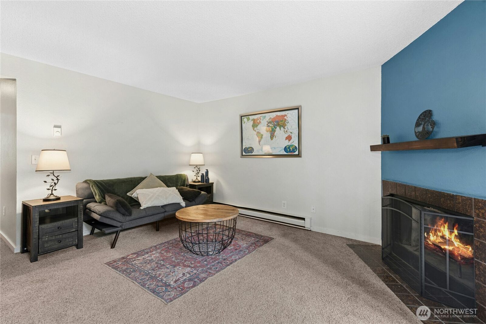 Property Photo:  5506  220th St  SW A102  WA 98043 