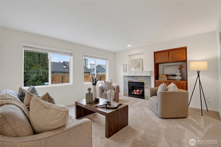 Property Photo:  1358  32nd Street NE  WA 98002 