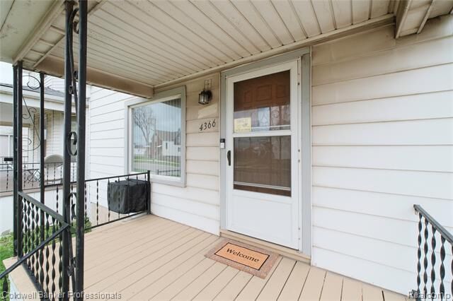 Property Photo:  4366 Western Street  MI 48210 
