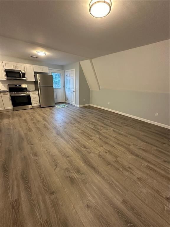 Property Photo:  158 Roger Williams Avenue 2nd Fl  RI 02916 
