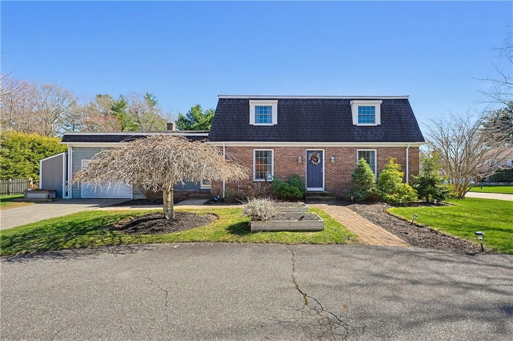Property Photo:  3 Fair Oaks Lane  RI 02828 