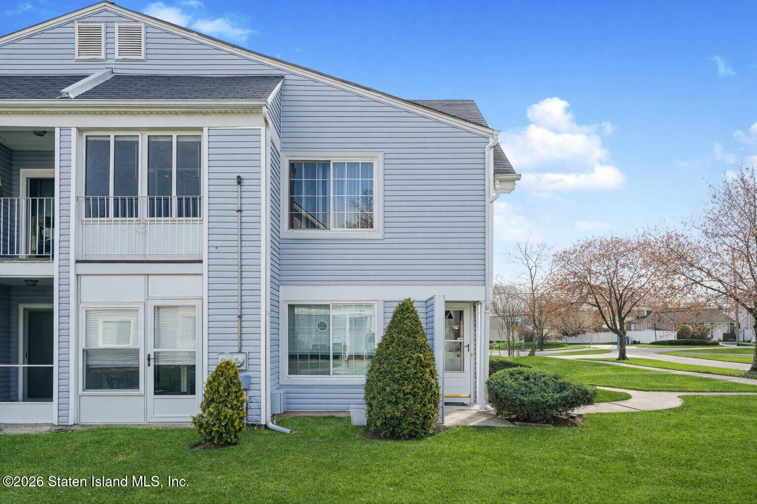 Property Photo:  521 Correll Avenue  NY 10309 