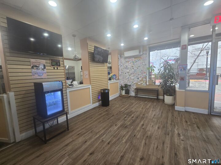 Property Photo:  79 Atlantic Street  CT 06901 