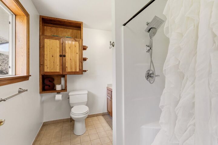 Property Photo:  28411 N Short Rd  WA 99006 