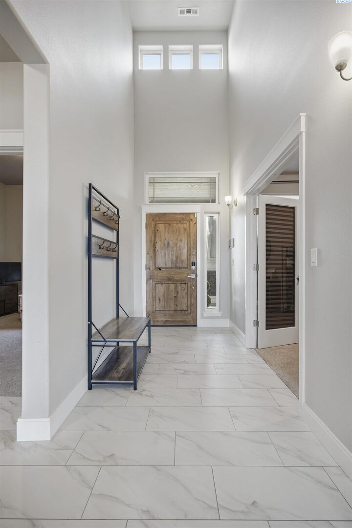 Property Photo:  1511 59th Court  WA 99301 