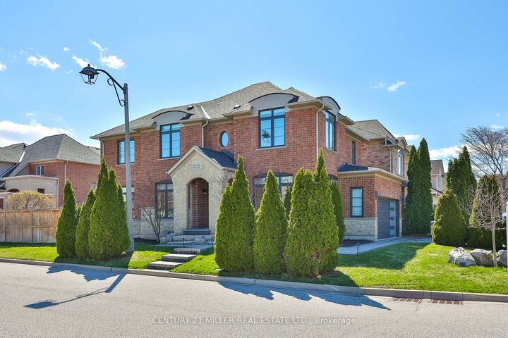 Photo de la propriété:  2252 Dewsbury Drive  ON L6M 0A6 