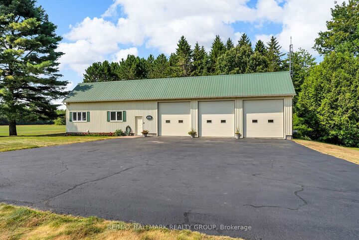 Property Photo: 656 Ch Station Road ON K0B 1A0