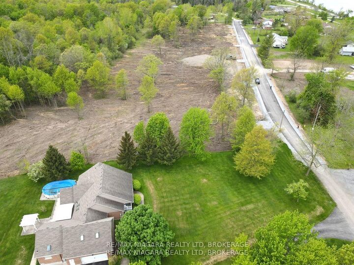 Property Photo:  2121 Houck Crescent  ON L2A 5M4 