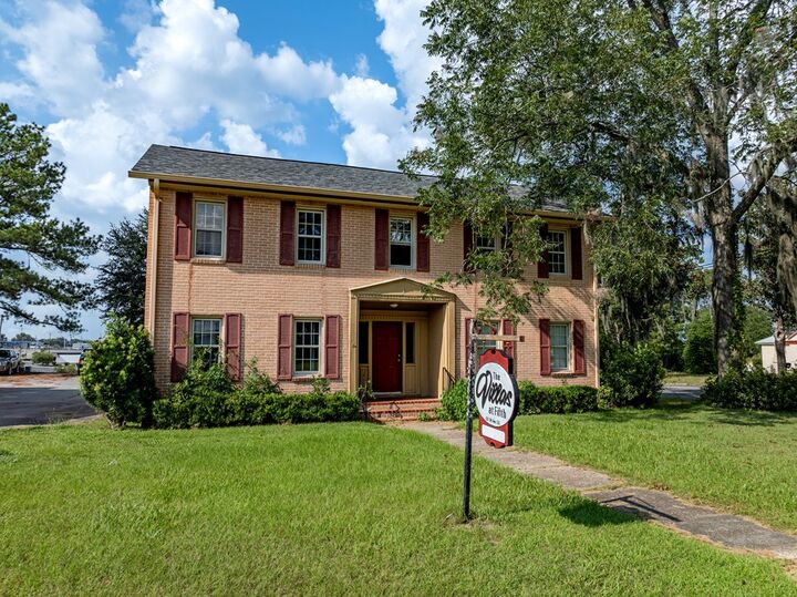 Property Photo: 521 5th Avenue * GA 31768