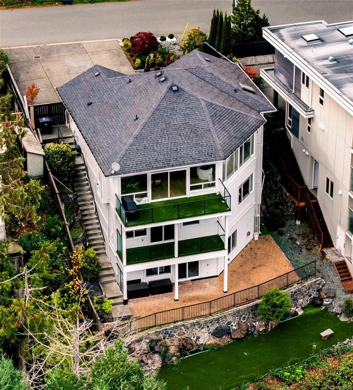 Property Photo: 3346 Ravenwood Rd BC V9C 2X4