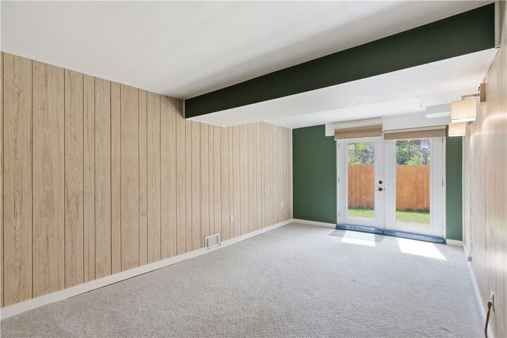 Property Photo:  25 Krist Glen Dr  PA 15218 